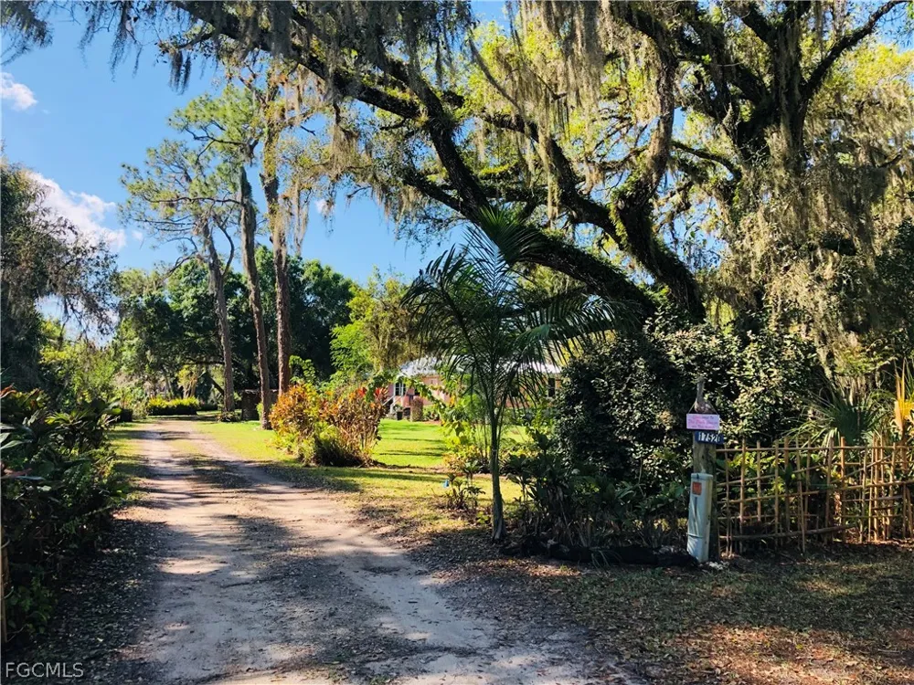 Taylor Road Alva, FL 33920