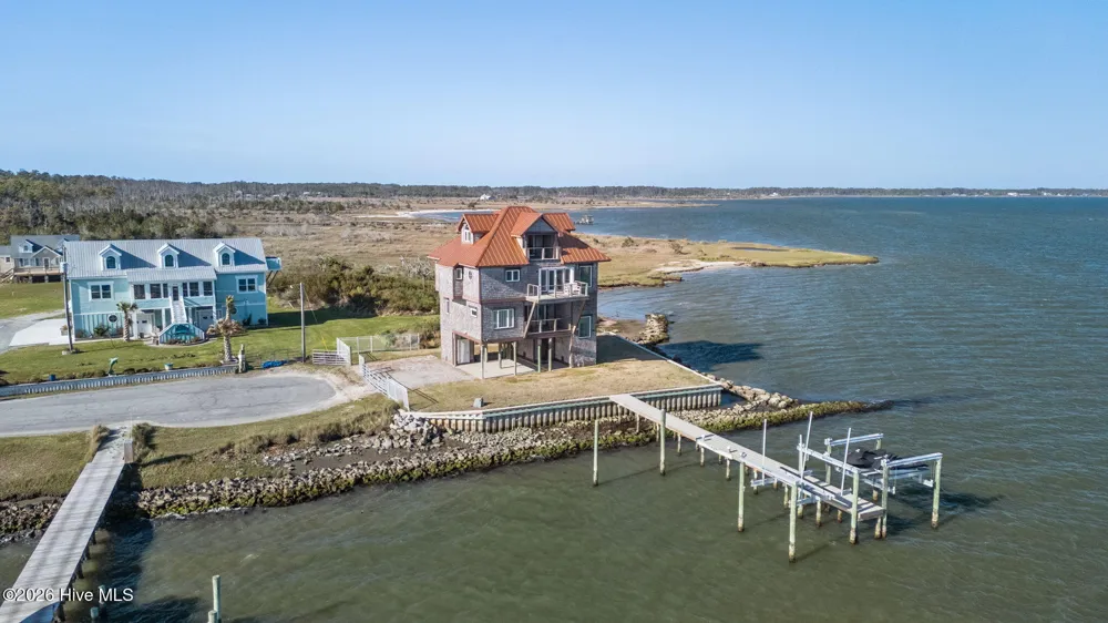 616 Nelson Neck Road Sea Level, NC 28577