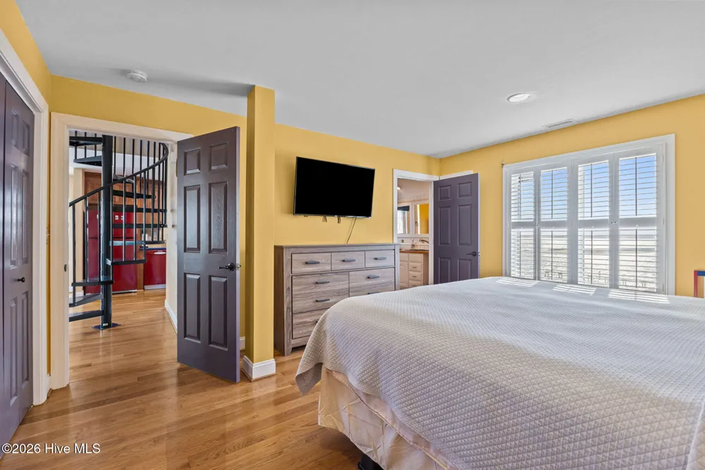616 Nelson Neck Road Sea Level, NC 28577