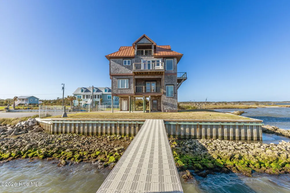 616 Nelson Neck Road Sea Level, NC 28577
