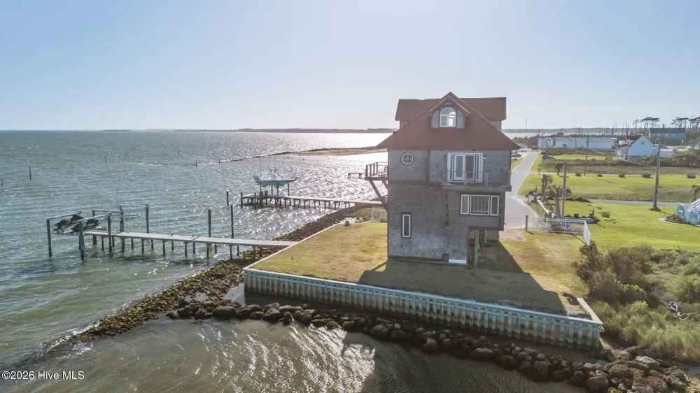 616 Nelson Neck Road Sea Level, NC 28577