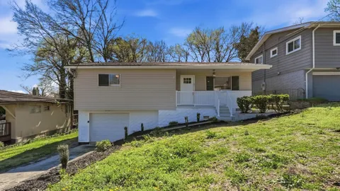 3306 Idlewild Drive