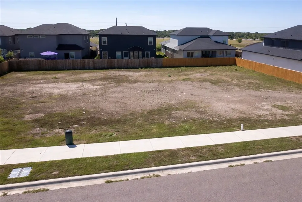 1809 Clapper Rail Drive Portland, TX 78374