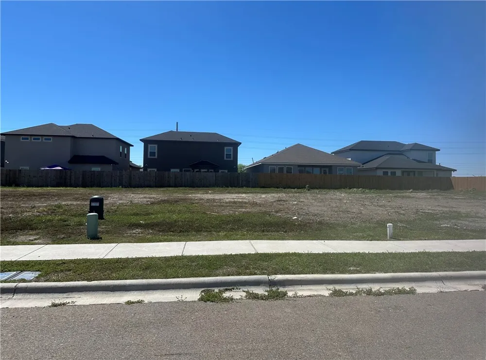 1809 Clapper Rail Drive Portland, TX 78374