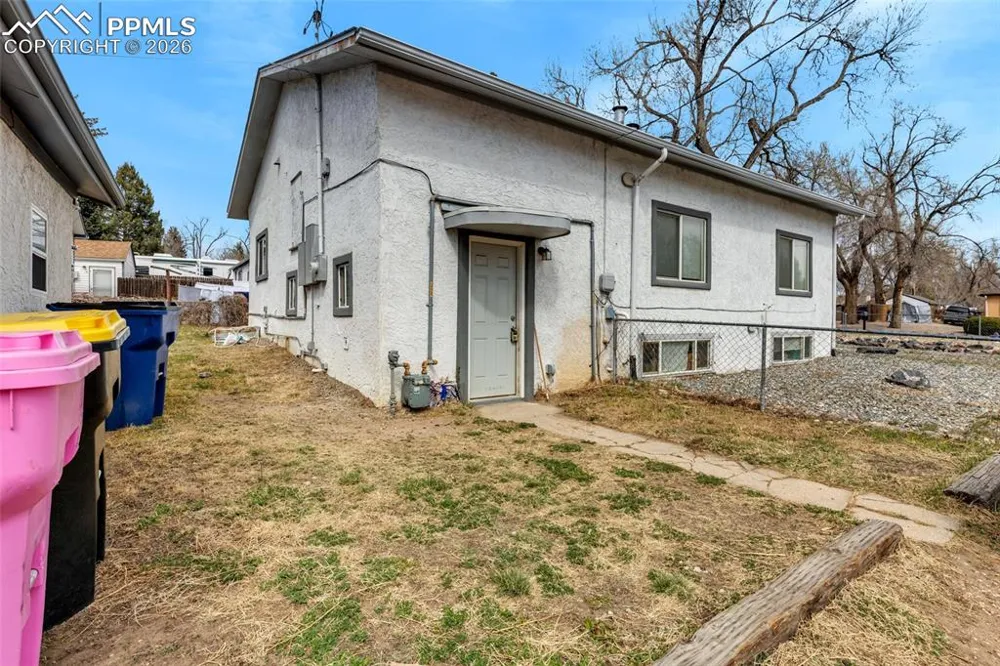 1012 Iowa Avenue Colorado Springs, CO 80909