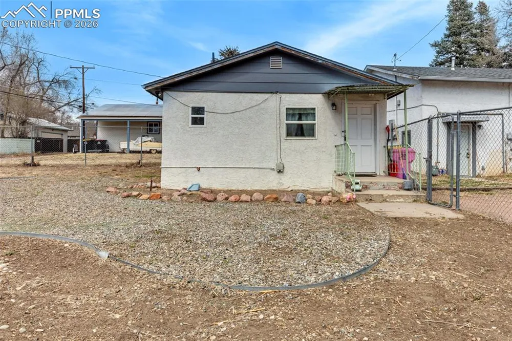 1012 Iowa Avenue Colorado Springs, CO 80909