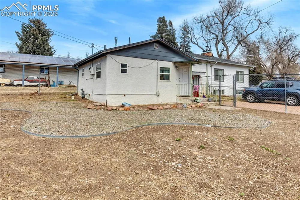 1012 Iowa Avenue Colorado Springs, CO 80909