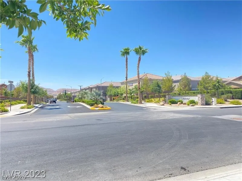 9562 Volk Avenue Las Vegas, NV 89178