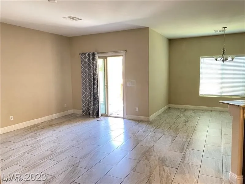 9562 Volk Avenue Las Vegas, NV 89178