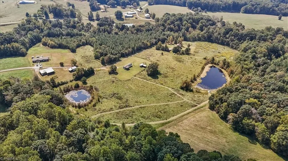 2385 Clacie Lane Liberty, NC 27298