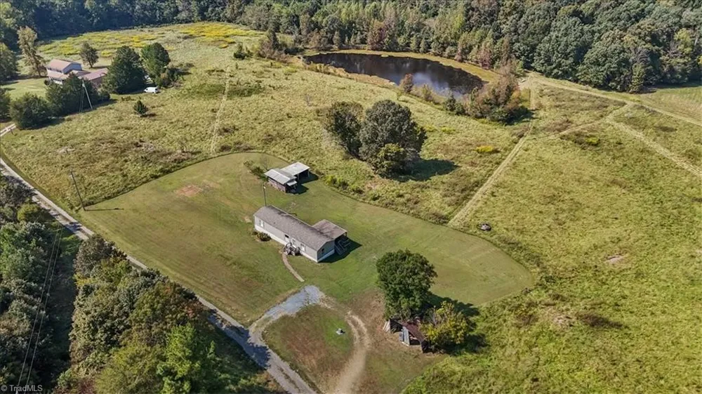 2385 Clacie Lane Liberty, NC 27298