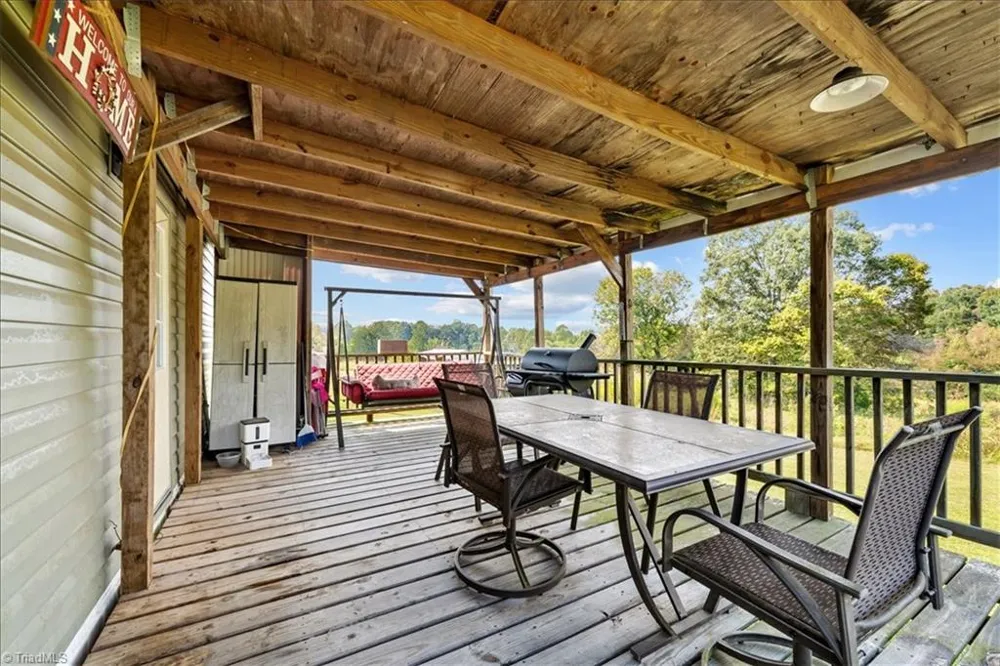 2385 Clacie Lane Liberty, NC 27298