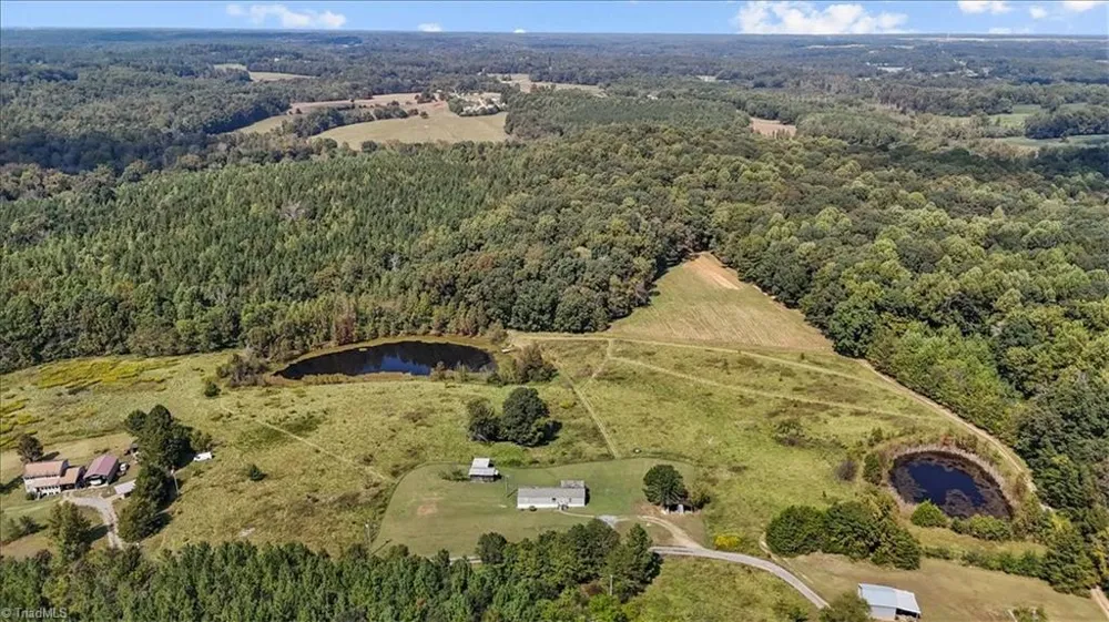 2385 Clacie Lane Liberty, NC 27298