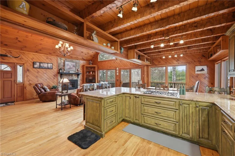 1721 Meadow Road Ferguson, NC 28624