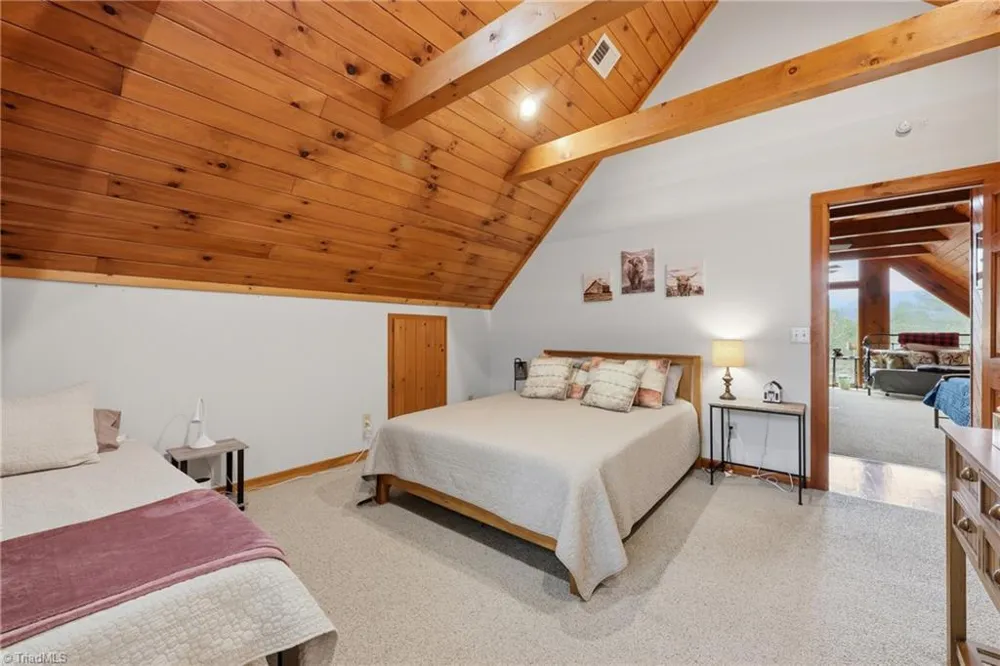 1721 Meadow Road Ferguson, NC 28624