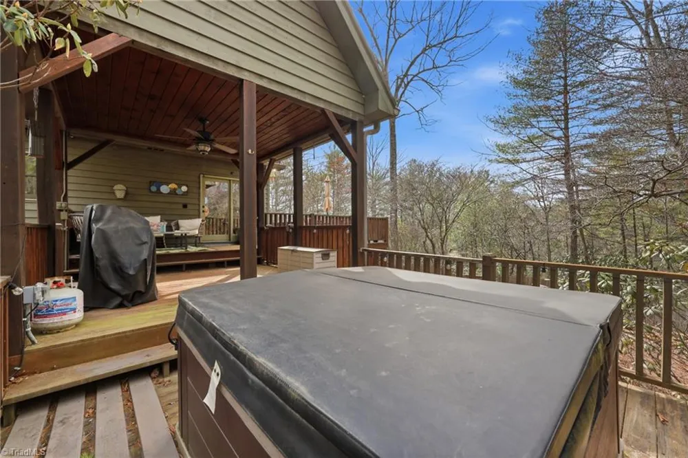 1721 Meadow Road Ferguson, NC 28624
