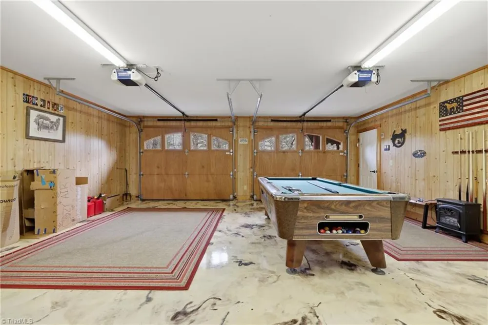 1721 Meadow Road Ferguson, NC 28624