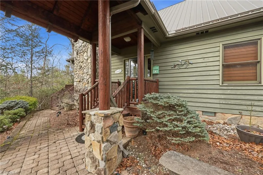 1721 Meadow Road Ferguson, NC 28624