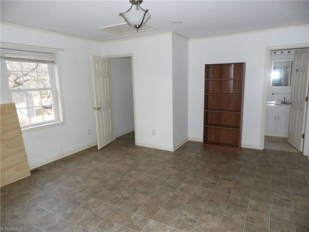 232 Riverview Drive Sparta, NC 28675