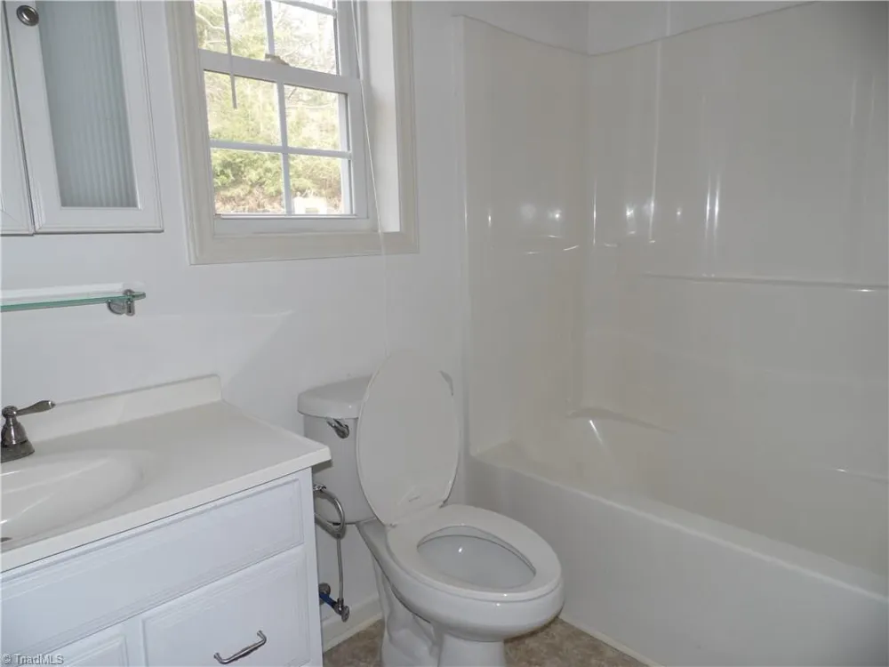 232 Riverview Drive Sparta, NC 28675