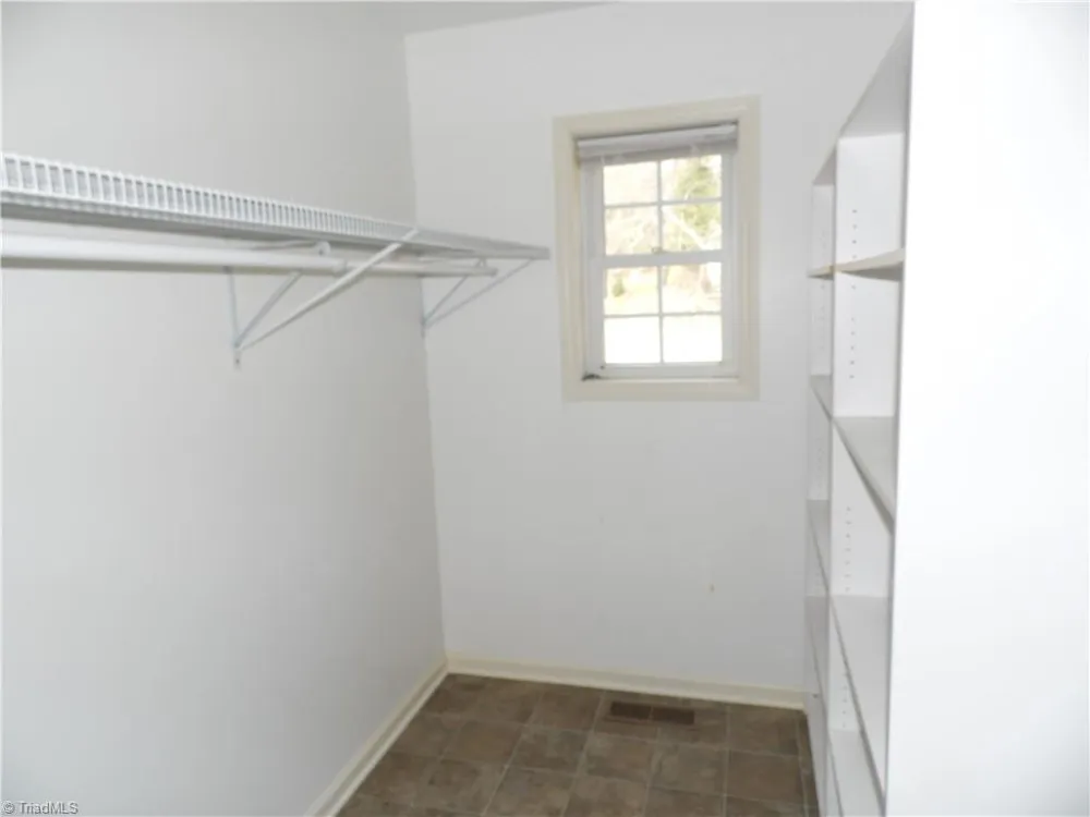 232 Riverview Drive Sparta, NC 28675
