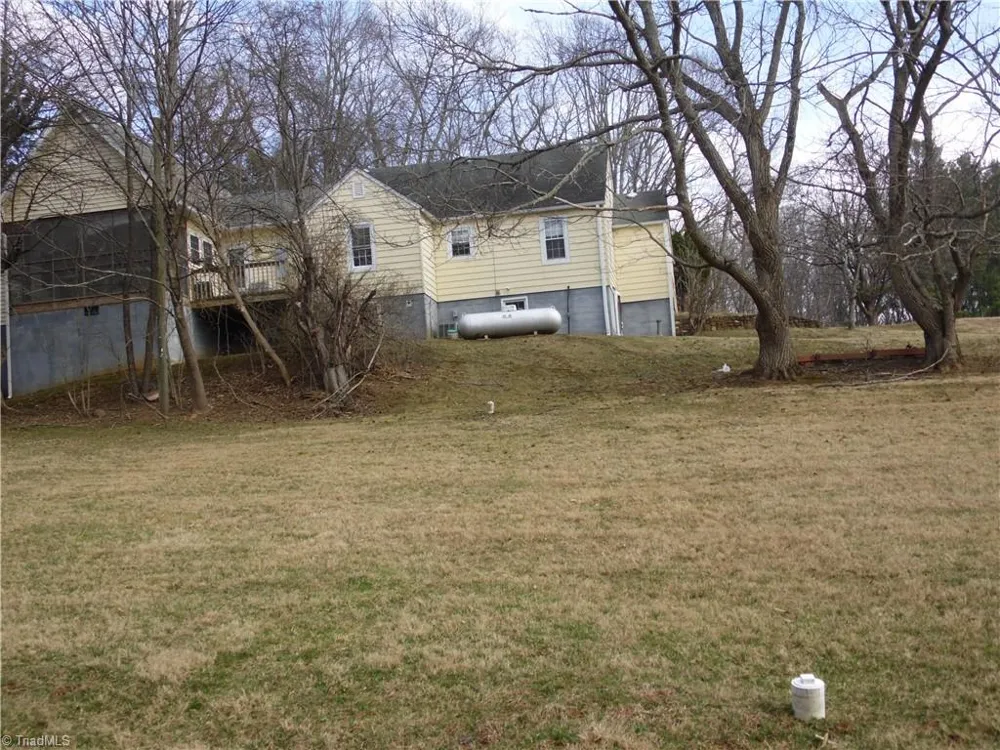 232 Riverview Drive Sparta, NC 28675