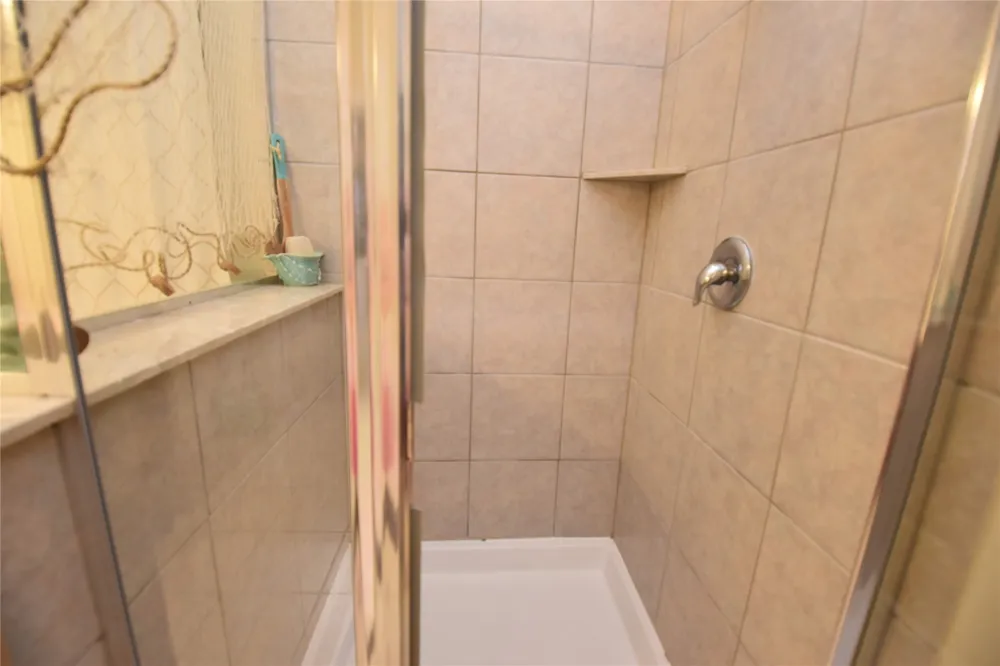 221 Joseph Drive Buda, TX 78610