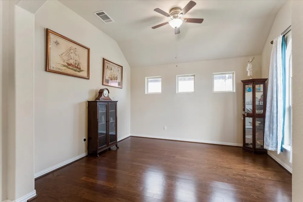 221 Joseph Drive Buda, TX 78610