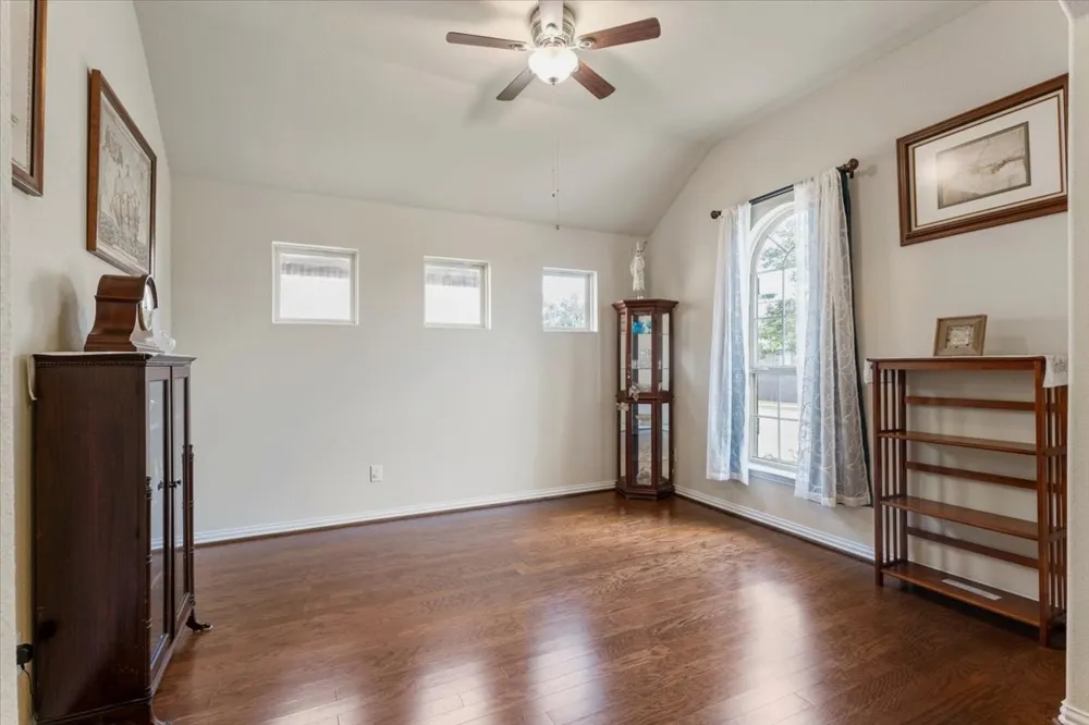 221 Joseph Drive Buda, TX 78610