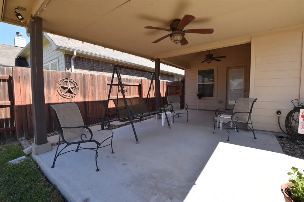 221 Joseph Drive Buda, TX 78610
