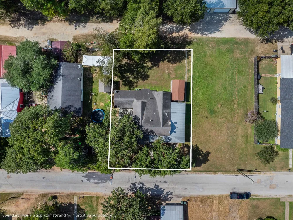 488 Seventh St Somerville, TX 77879