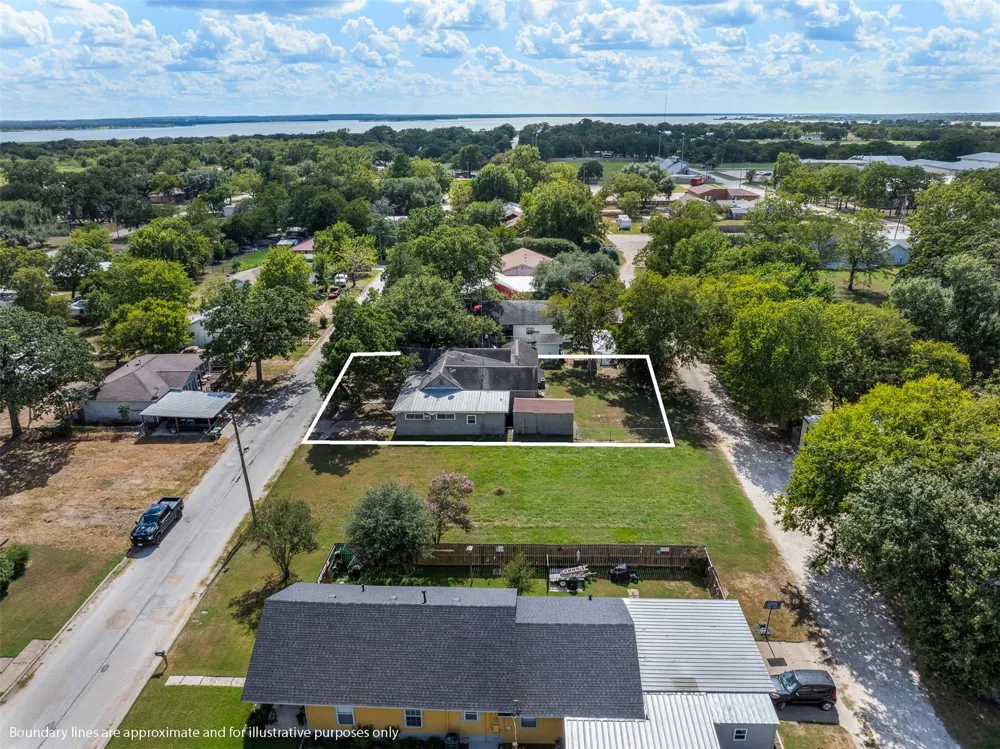 488 Seventh St Somerville, TX 77879
