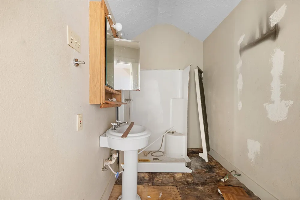 488 Seventh St Somerville, TX 77879