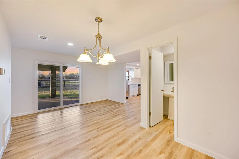 122 Forest Lake Drive Del Valle, TX 78617