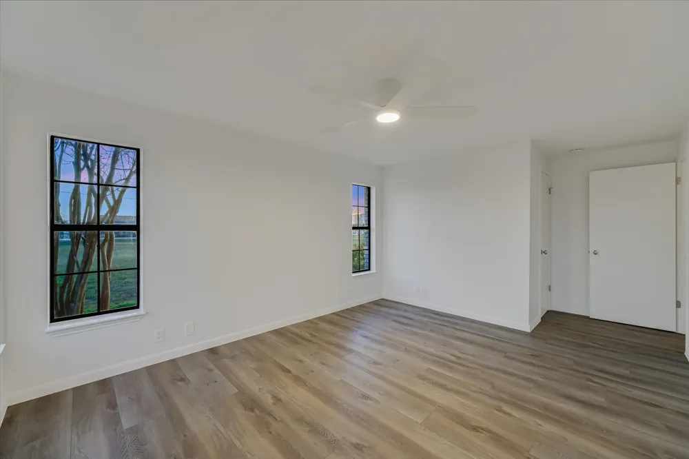 122 Forest Lake Drive Del Valle, TX 78617