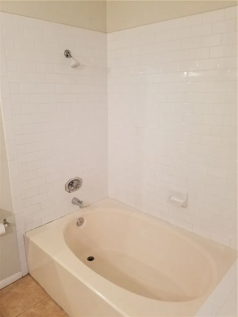 2450 WICKERSHAM LANE #1317 Austin, TX 78741