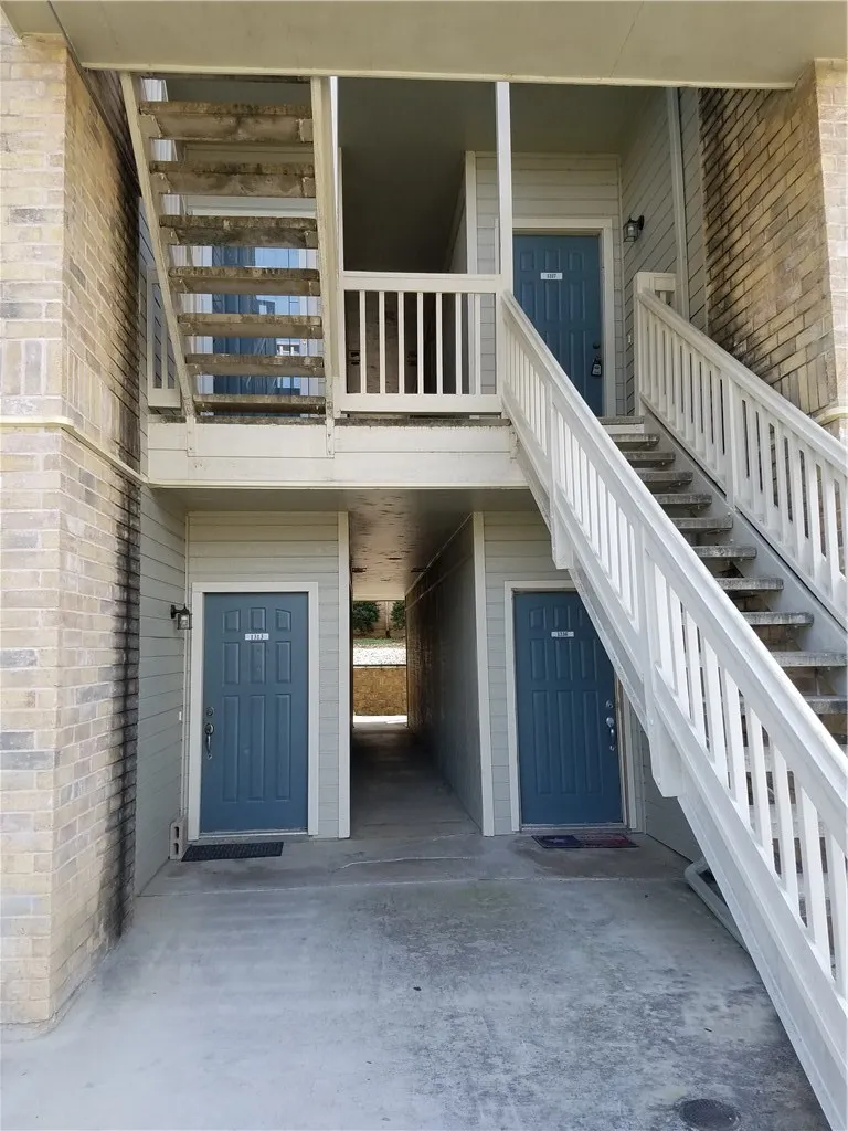 2450 WICKERSHAM LANE #1317 Austin, TX 78741