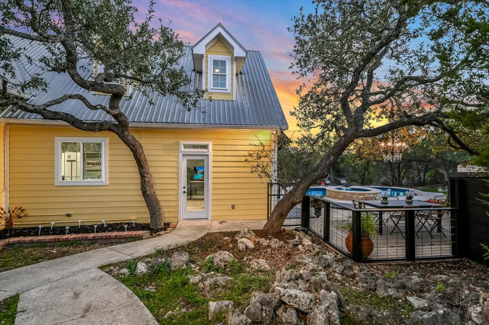335 Deer Creek Drive San Marcos, TX 78666