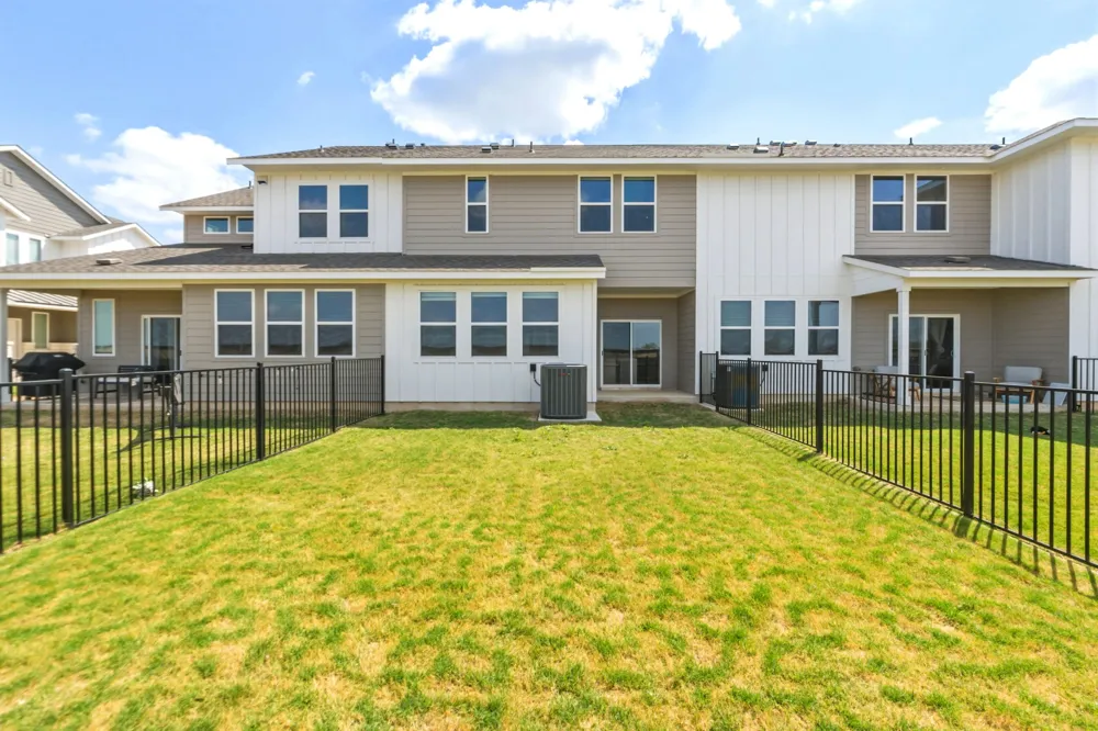 2576 Jack Nora Way Round Rock, TX 78665
