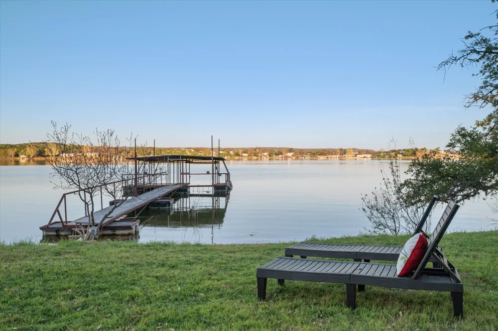 210 Lake Loop Tow, TX 78672