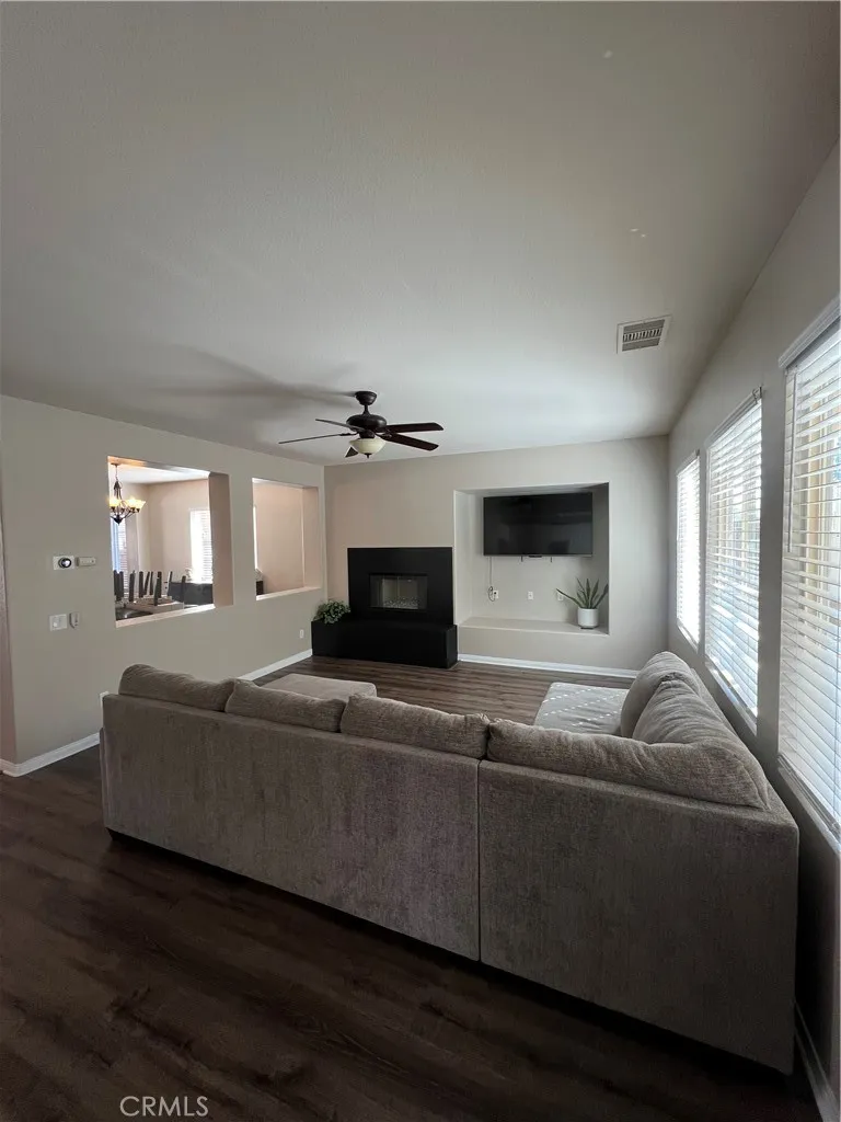 12971 Fawnskin Hesperia, CA 92344
