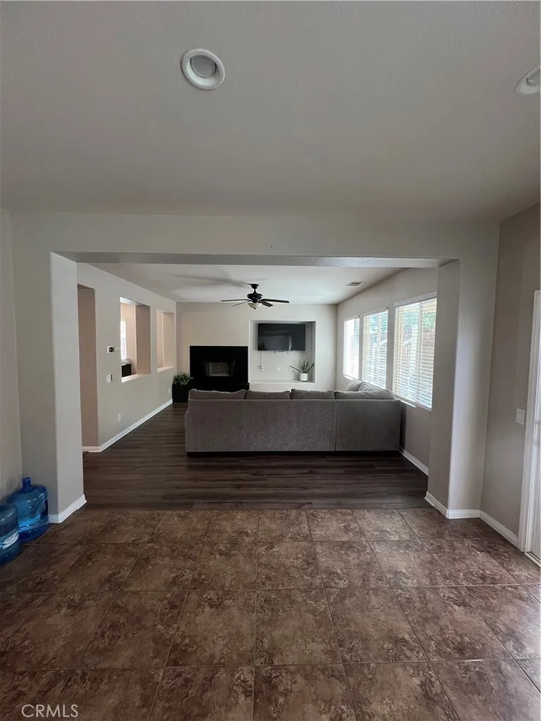 12971 Fawnskin Hesperia, CA 92344