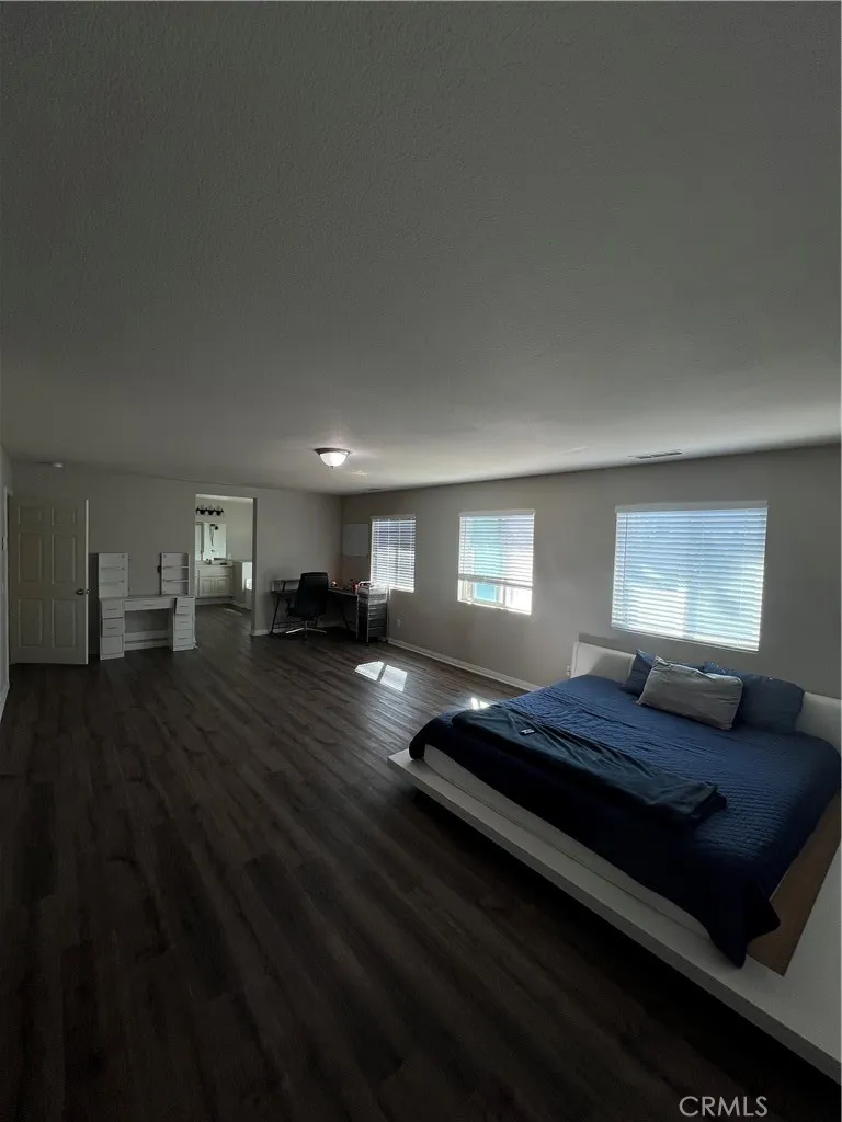 12971 Fawnskin Hesperia, CA 92344