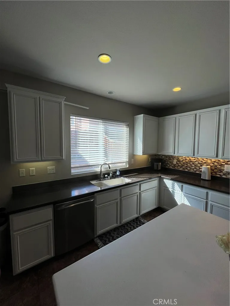 12971 Fawnskin Hesperia, CA 92344