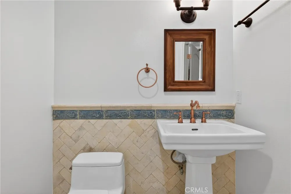 4301 Los Feliz #12 Los Angeles, CA 90027