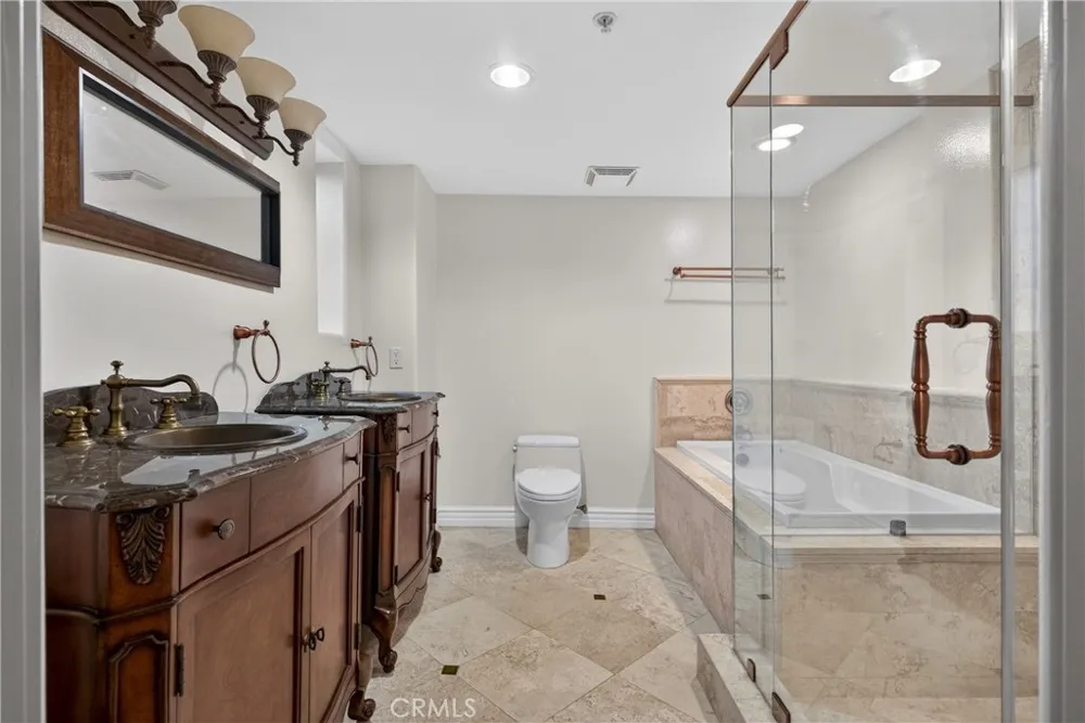 4301 Los Feliz #12 Los Angeles, CA 90027