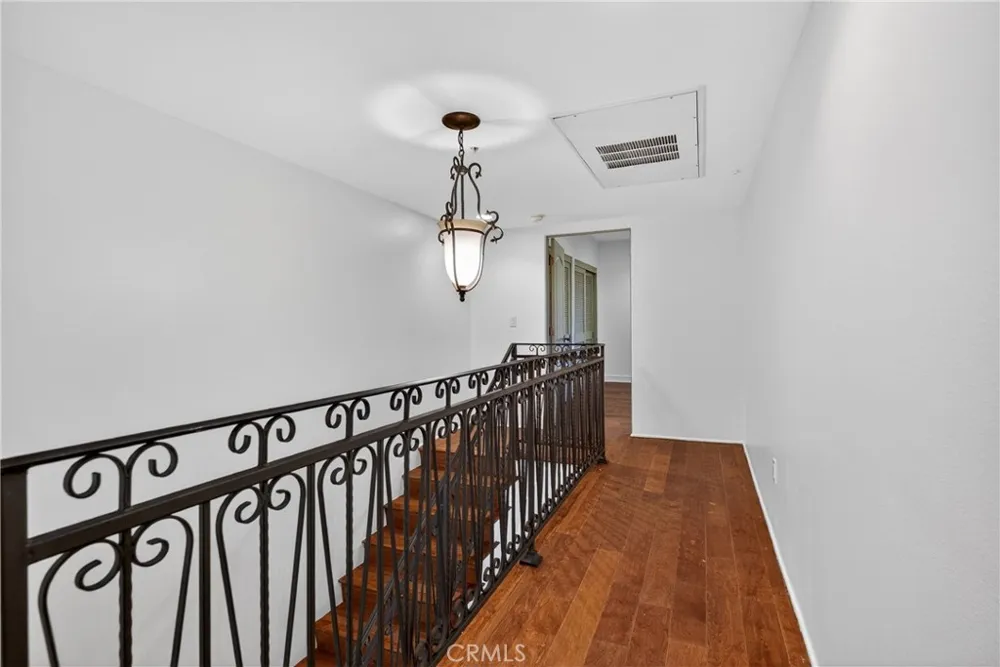 4301 Los Feliz #12 Los Angeles, CA 90027