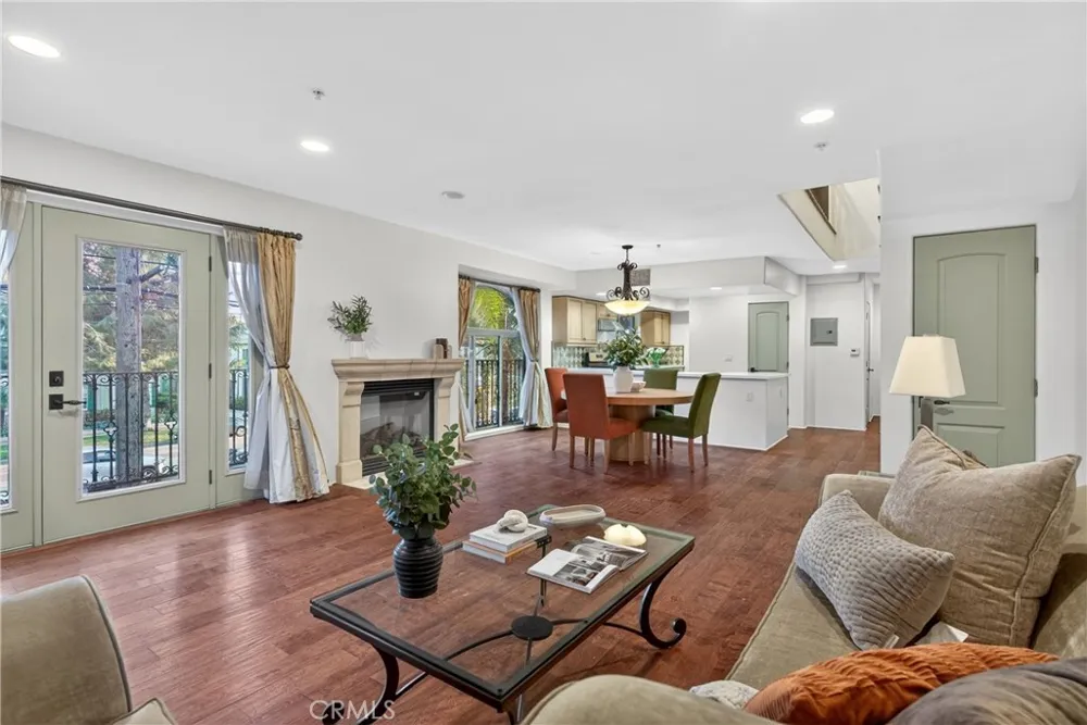 4301 Los Feliz #12 Los Angeles, CA 90027