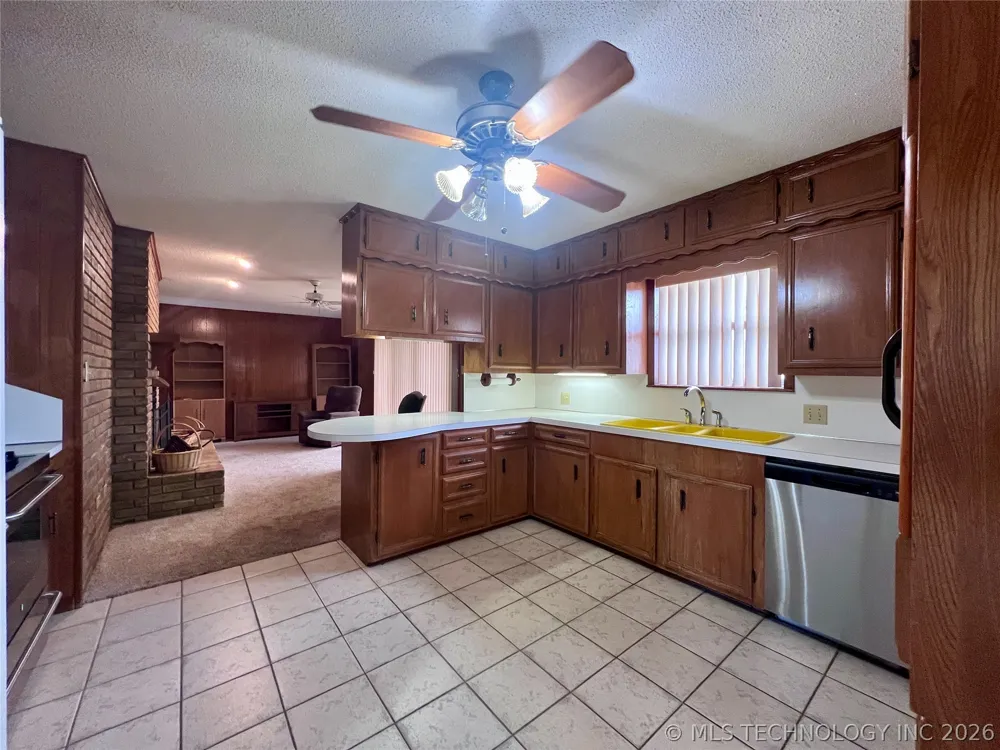 308 E Main Bokchito, OK 74726
