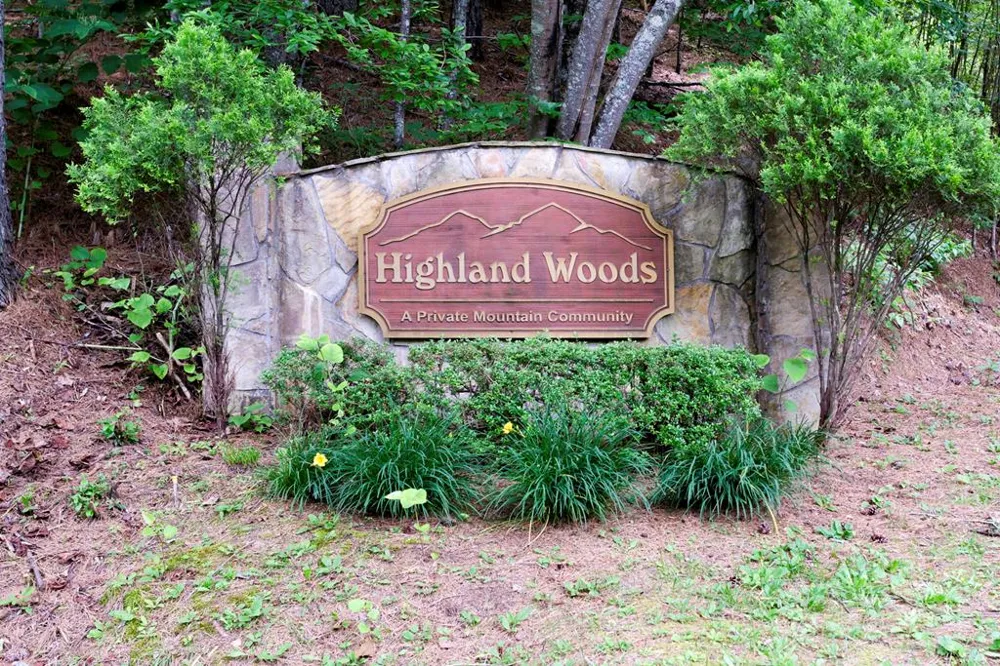 126 Hummingbird Way Copperhill, TN 37317